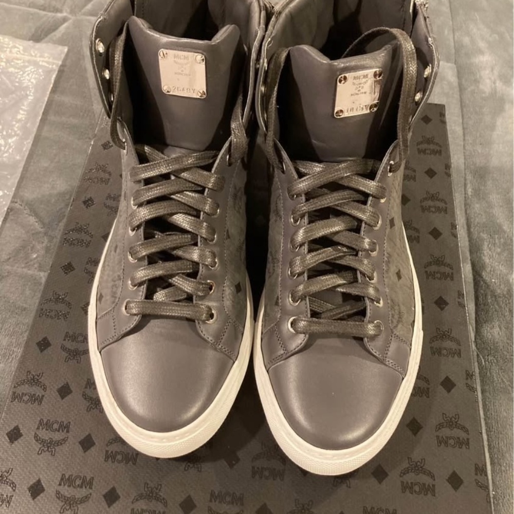 Men’s Boots